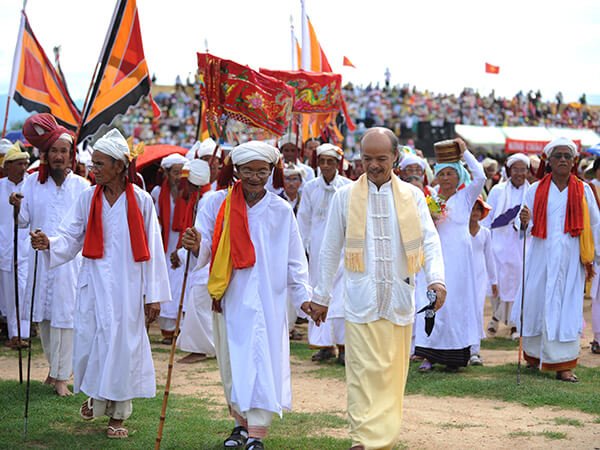 traditional cham festival in vietnam