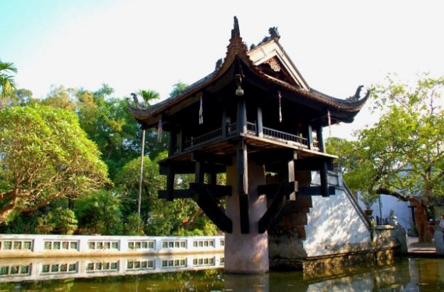 one pillar pagoda vietnam