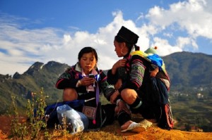 dames-hmongs-ethnies