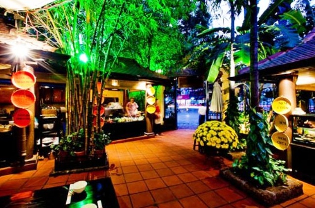good-and-best-restaurant-saigon-vietnam-restaurant-interior