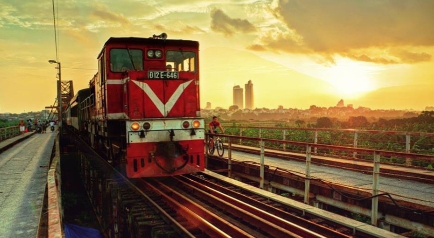 Hanoi train