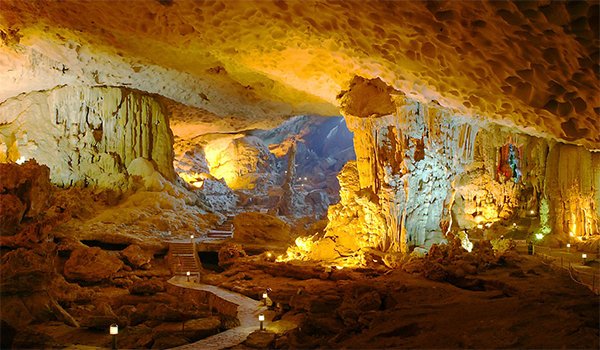 Thien-Canh-Son-inside-cave