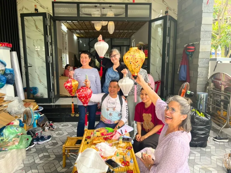 Make your own lantern in Hoi An