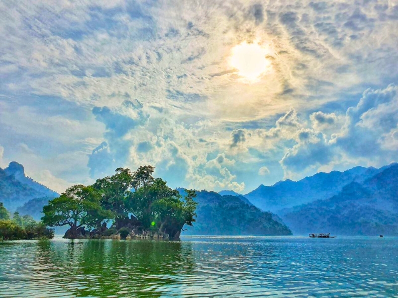 Lac de Ba Be