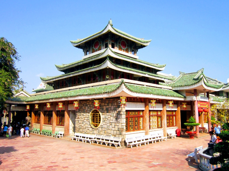Temple de la Déesse du mont Sam (Miêu Ba Chua Xu)