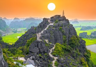 ninh-binh-hang-mua