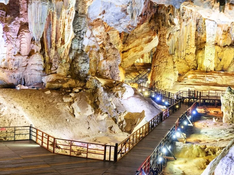 Paradise Cave