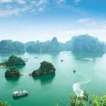 Baie-Ha-Long-Bai-Tu-Long-Vietnam.jpg