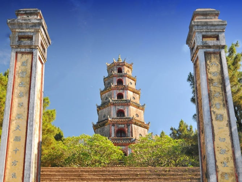 Tour Phuoc Duyen