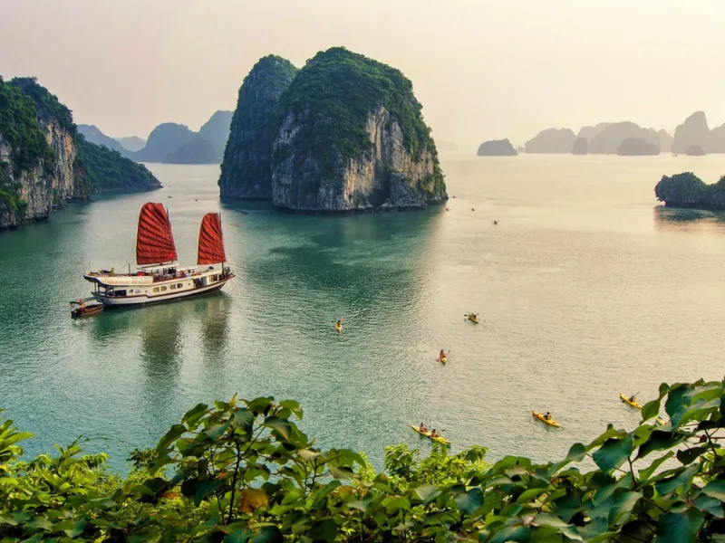 Vietnam 15-Day Circuit – Complete Travel Guide